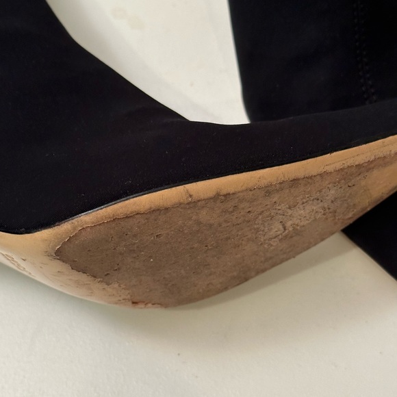 GUCCI vintage black elastic type material with black leather on sides and back - Picture 5 of 5